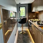 Luxury Modern Studio With Elegance